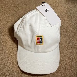 NWT Nike SB Hat